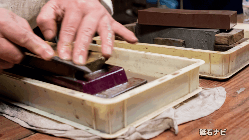【裏技】砥石面直しには100均砥石が実は一番コスパ良し？有効活用法を解説